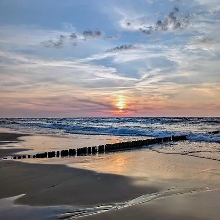 Mirror Reflection Sarbinowo