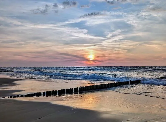 Mirror Reflection Sarbinowo